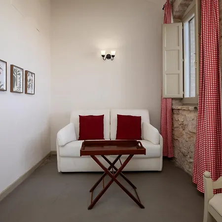 Maison Muralleta Riba-roja de Túria