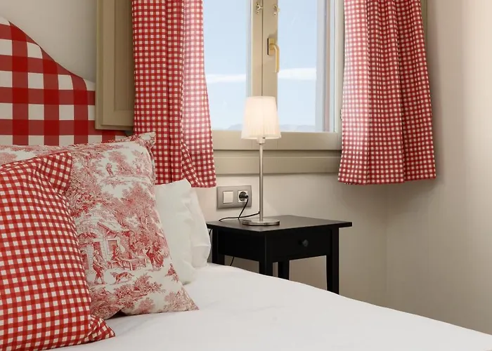 Alojamento de Acomodação e Pequeno-almoço Maison Muralleta 3*