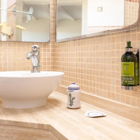 Bed & Breakfast Maison Muralleta Riba-Roja De Turia